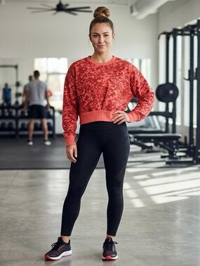 Under Armour Red Camo Cropped Sweatshirt